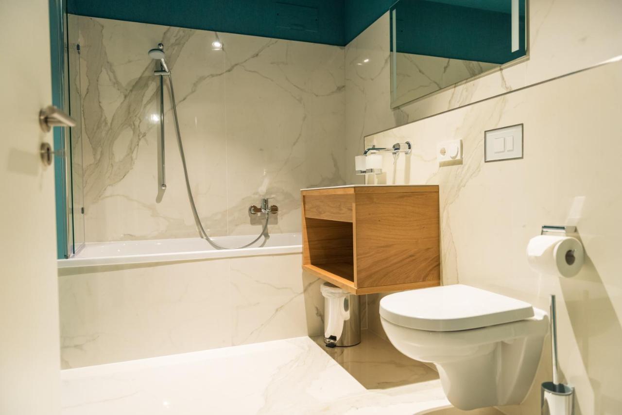 Apartmenthaus Am Dom Junior Suite Mit Parkplatz Zwickau Exterior photo