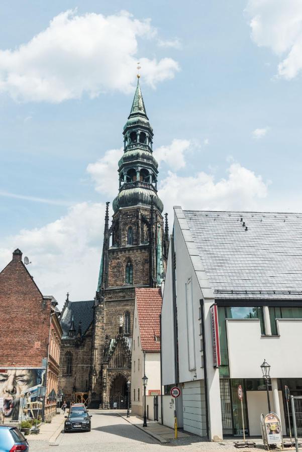 Apartmenthaus Am Dom Junior Suite Mit Parkplatz Zwickau Exterior photo